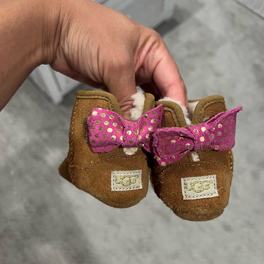Baby Uggs with magenta/gold polka dots on bow